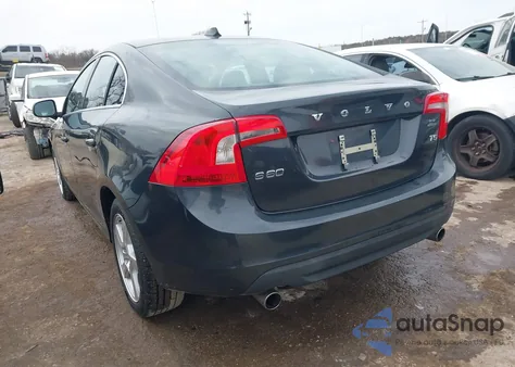 2012 Volvo S60 T5 из США, поврежденный, VIN YV1622FS2C2095270